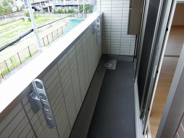 バルコニー　採光良好！