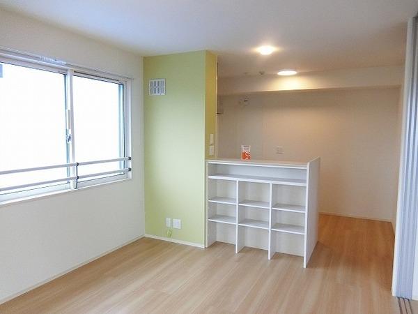 居室・リビング　人気のカウンターキッチン！