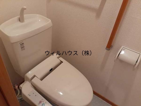 トイレ　ウォシュレット付きです！
