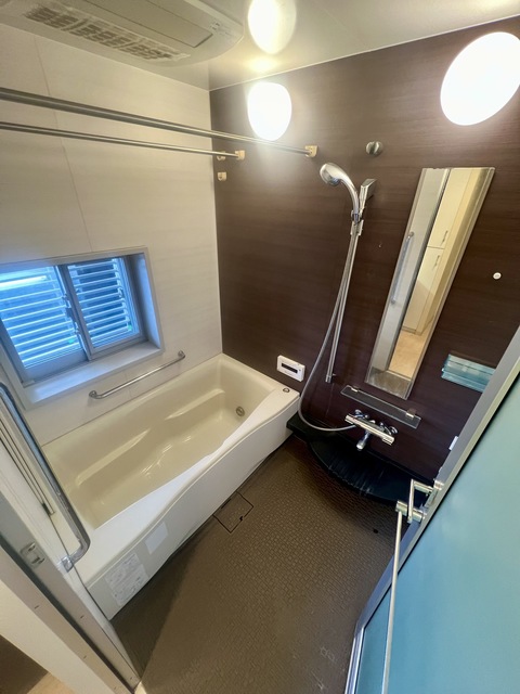 バス・シャワールーム