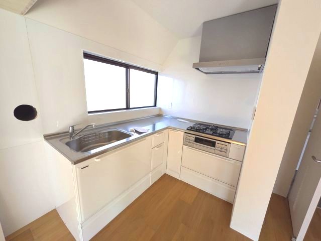 キッチン　Ｌ字型キッチンは料理がとてもしやすいです。