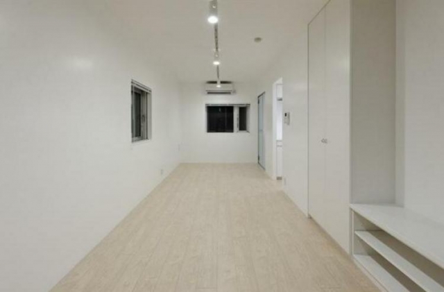 居室・リビング　※別部屋の参考写真です。