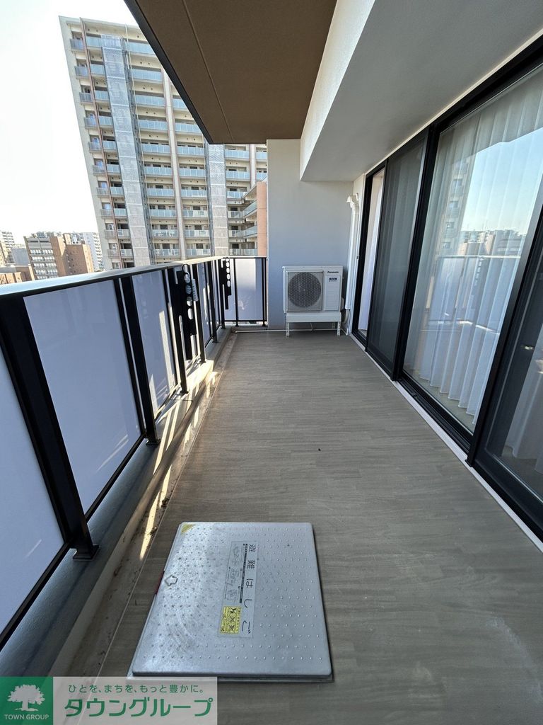 バルコニー　東向きバルコニー