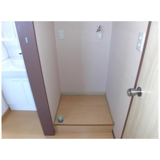 その他　室内洗濯機置