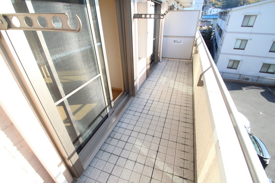 バルコニー　※別部屋の写真です