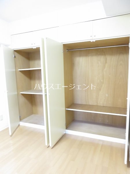 収納　寝室の収納。１面収納です！