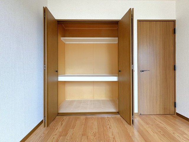 収納　同じ間取の別号室のお写真です。