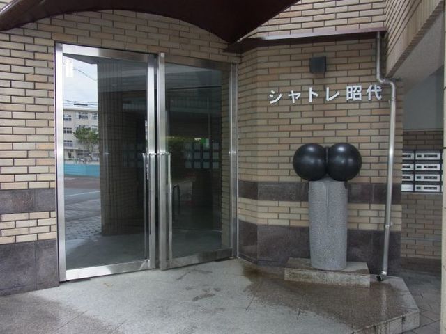 エントランス　エントランス入口