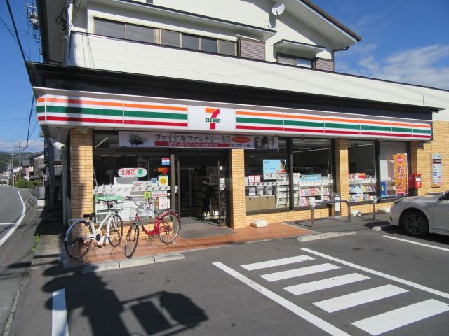 コンビニ　セブンイレブン（コンビニ）まで1100m