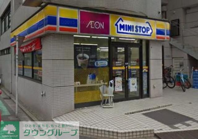 コンビニ　ミニストップ（コンビニ）まで530m