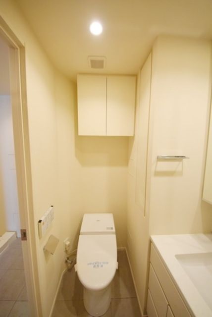 トイレ　※別部屋　参考写真