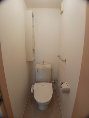 トイレ　トイレもきれいです
