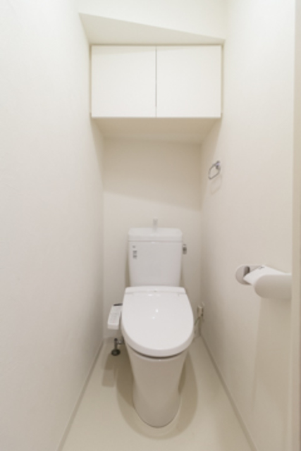 トイレ　※写真は同タイプ住戸です。