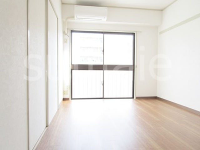 居室・リビング　開放感あるお部屋です！！
