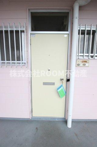 玄関　落ち着いた玄関です
