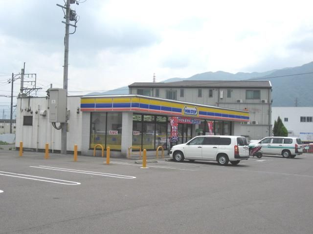 コンビニ　ミニストップ（コンビニ）まで3100m