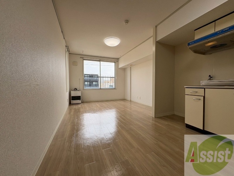 居室・リビング　広くてキレイなお部屋が広がっていて、充実した生活が送れそう。