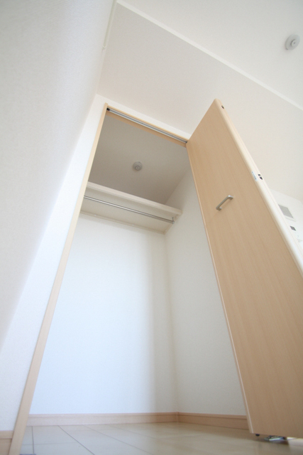 収納　※別室の参考写真の為、現況優先です。