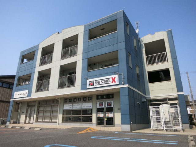 建物外観　外観は落ち着いています