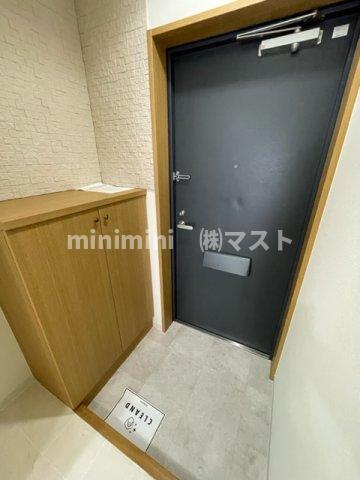玄関　※建物内別間取参考写真