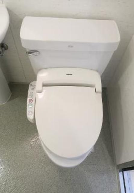 トイレ　トイレもきれいです