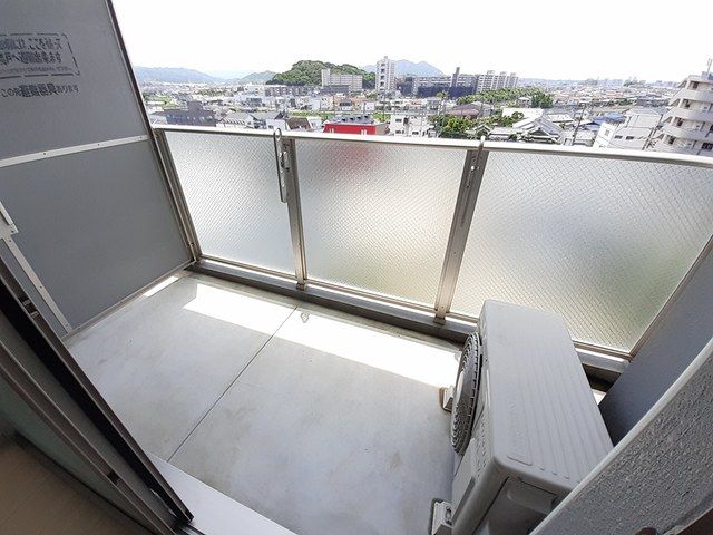 バルコニー