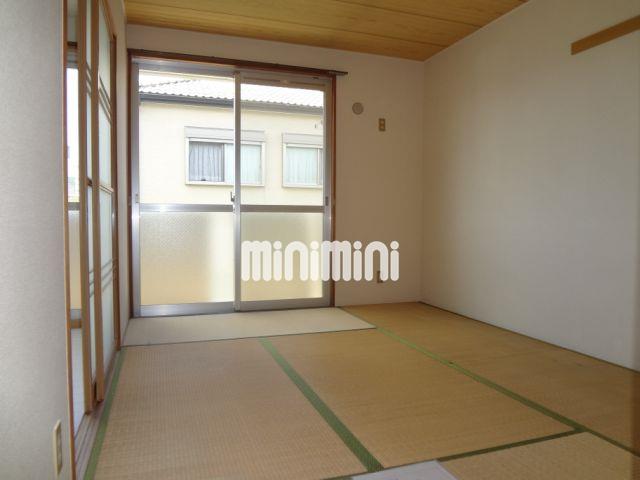 その他　和室は南側にあり明るいです