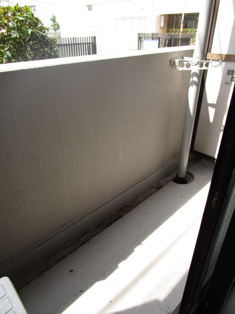 バルコニー　同仕様のお部屋の写真です。