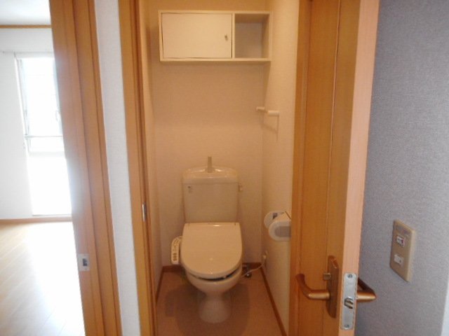 トイレ　清潔感のあるトイレです
