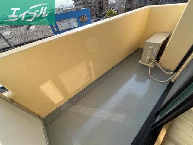 バルコニー　ベランダ