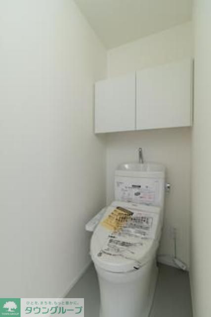 トイレ　※写真は同タイプ住戸です。