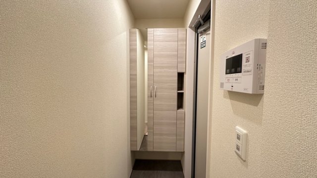 玄関　※別部屋参考写真、現況優先※