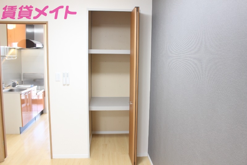 収納　同タイプ部屋写真です。