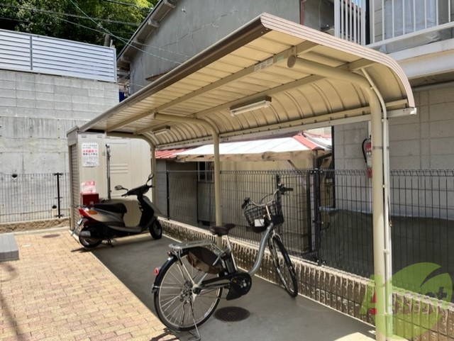 その他　駐輪場です。