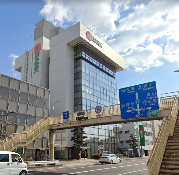 銀行　トマト銀行　本店（銀行）まで146m