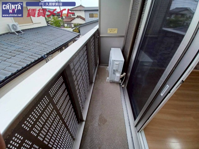 バルコニー　反転同型タイプ写真