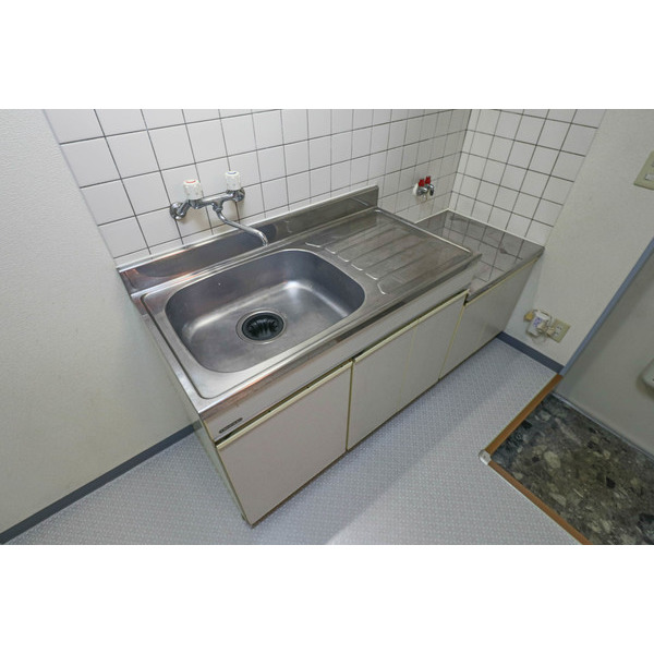 キッチン　１階のお部屋
