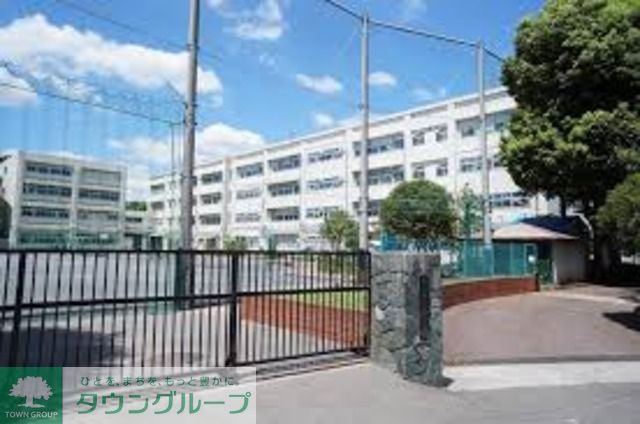 小学校　横浜市立三保小学校（小学校）まで2310m