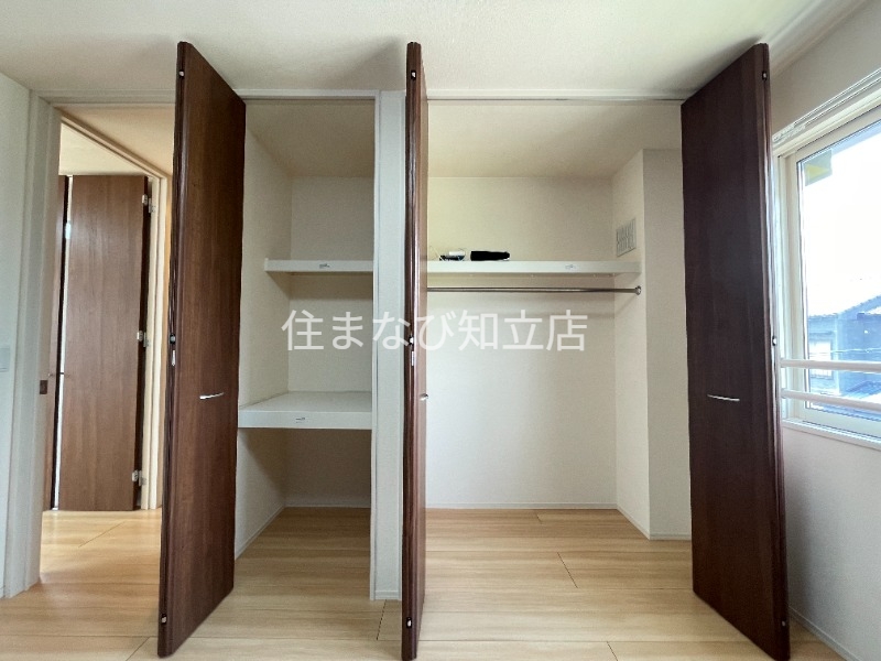 収納　改装前（清掃前）