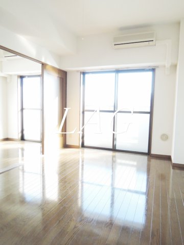 居室・リビング　洋室のお部屋です。