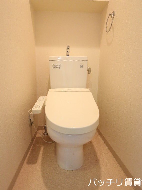 トイレ　※室内写真等は同型タイプの為、現状優先となります。