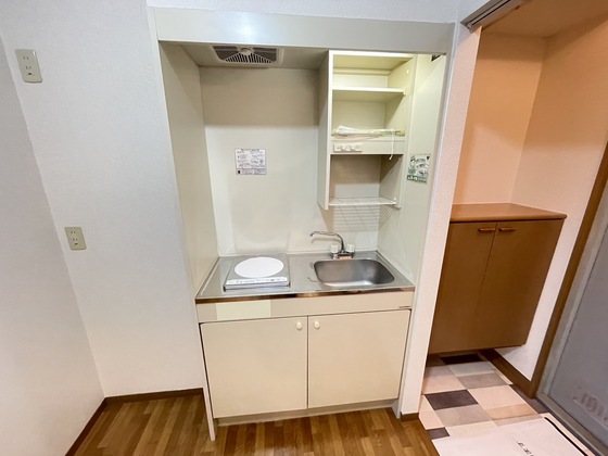キッチン　※別部屋の写真です