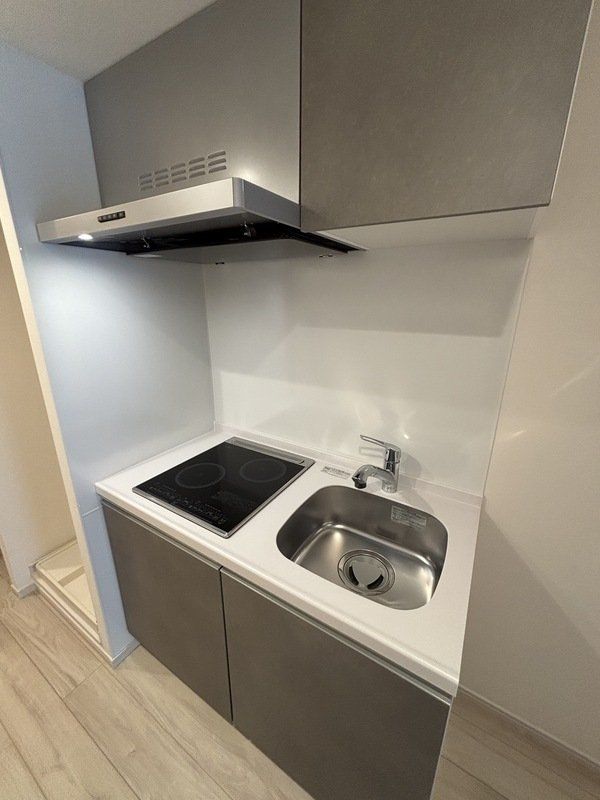 キッチン　※写真は間取り反転タイプの別のお部屋です