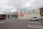 ドラックストア　ウエルシア富士見鶴瀬駅西口店（ドラッグストア）まで250m
