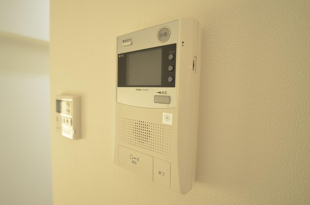 セキュリティ　カメラ付インターホン