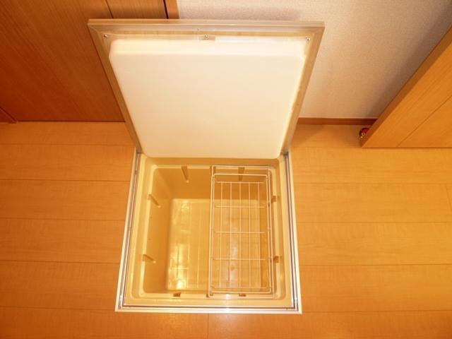 その他部屋・スペース　床下収納