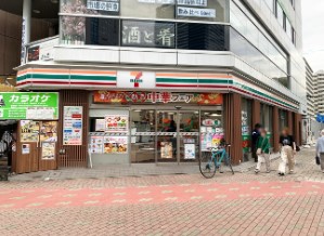 コンビニ　セブンイレブン豊洲店（コンビニ）まで85m