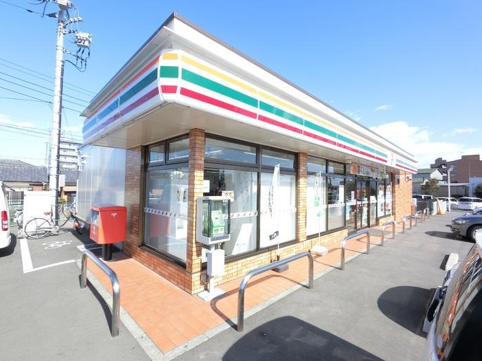 コンビニ　セブンイレブン高崎江木町店（コンビニ）まで412m