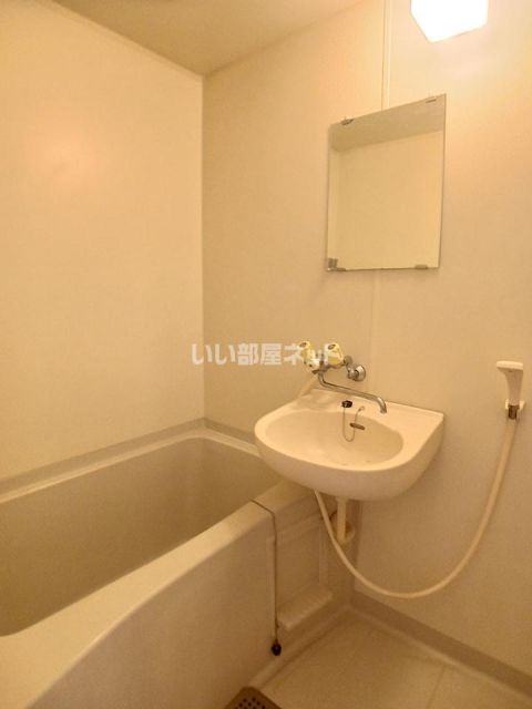 クレスト中町の風呂写真