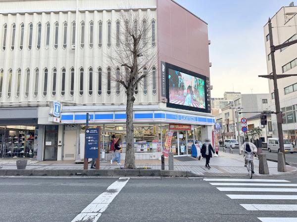 コンビニ　ローソン長野南千歳店（コンビニ）まで400m